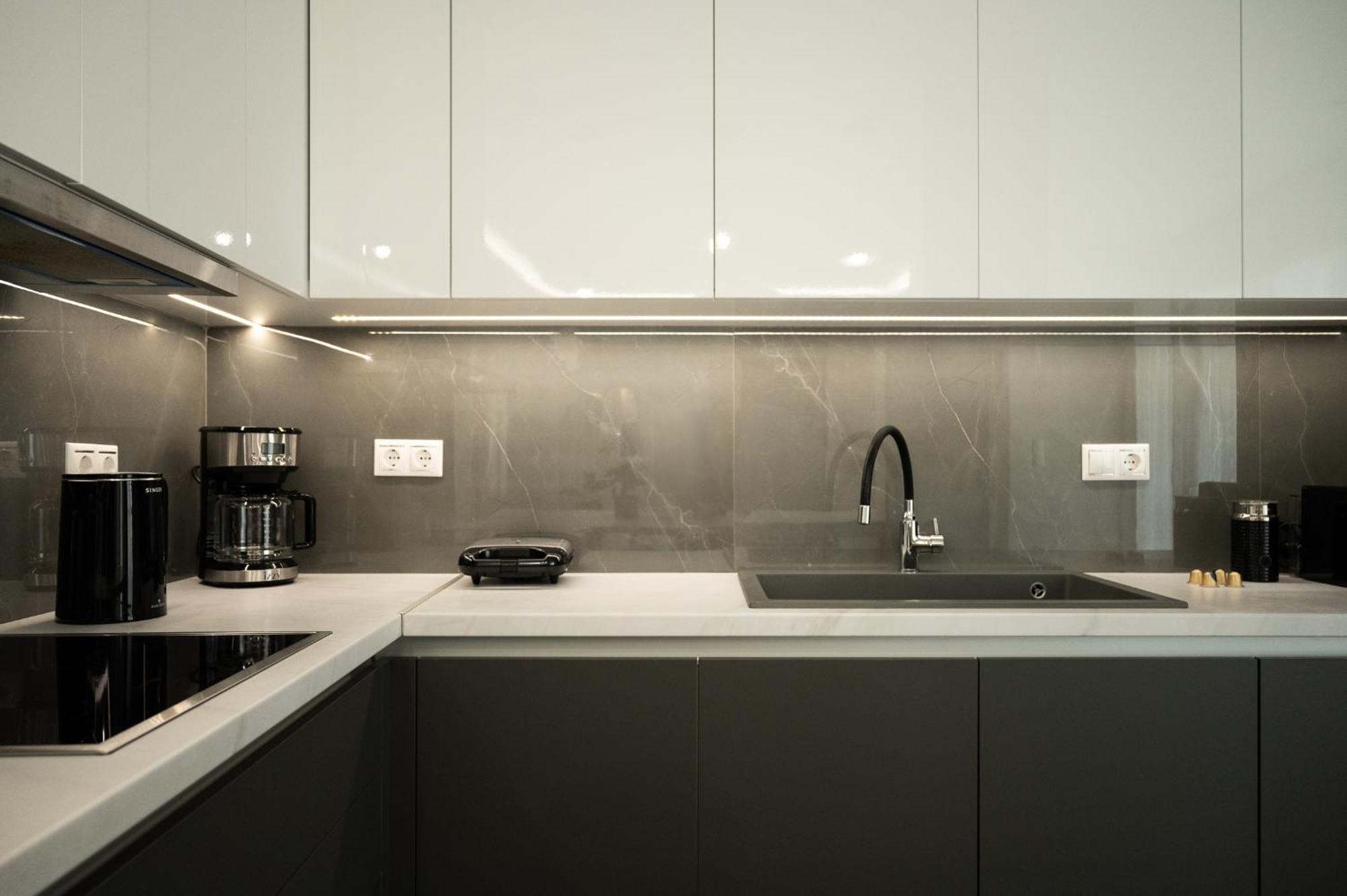 L' Horizon Luxury Living By 8essentially * Heraklion (Crete)